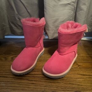 Girls Size 2 NEW Ugg Boots